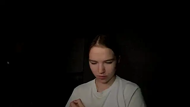 Živá chatovací místnost FewerCadre