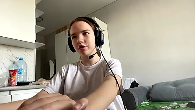 FewerCadre Live Chatraum
