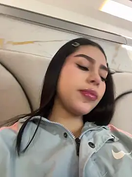 Helena_Whaite Ruang Obrolan Langsung