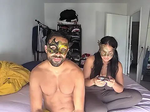 PoussiereOrientale Adlı Modelin Canlı Sohbet Odası