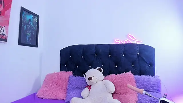 irina_blake_and_mattie Adlı Modelin Canlı Sohbet Odası