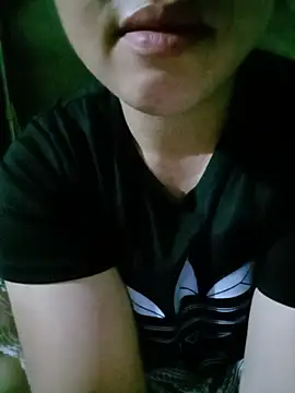 Živá chatovací místnost auro99