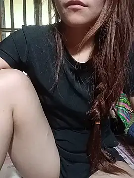 gelyly Adlı Modelin Canlı Sohbet Odası