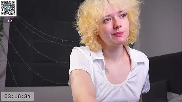 Emmy-Brooksn Live chat-huone