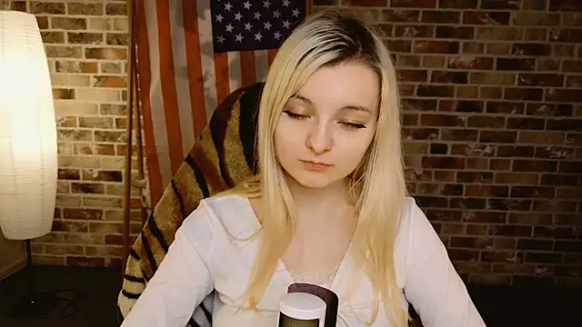 Angela_Bunny Live Chatrum