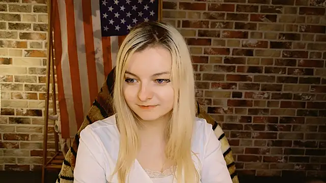 Pokój czatu na żywo – Angela_Bunny