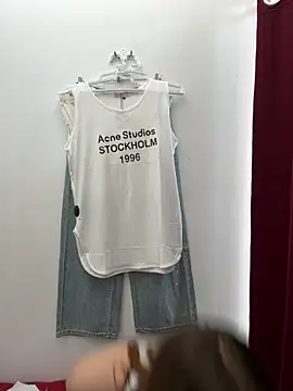 Outdorable: δωμάτιο απευθείας συνομιλίας