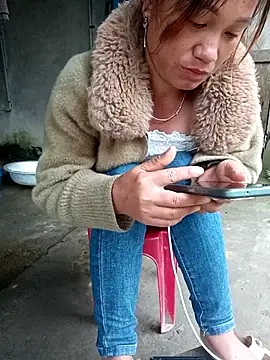 jenene99: δωμάτιο απευθείας συνομιλίας