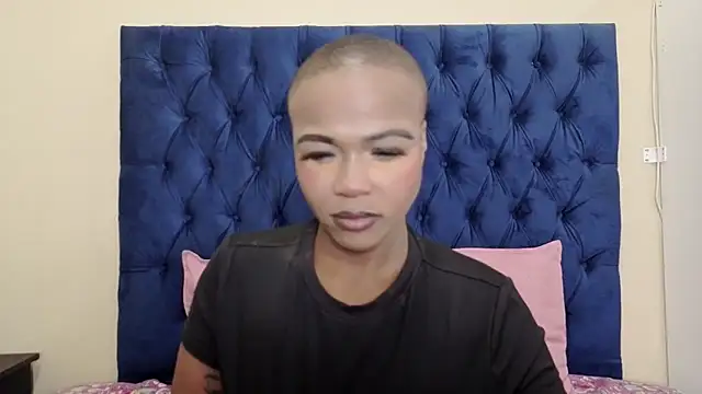 QueenKarmaXXX Live Chatraum