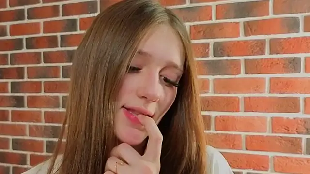 WinonaGuen Live chat-huone