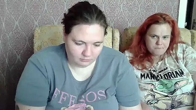 TiffanyLenee's Live Chat Room