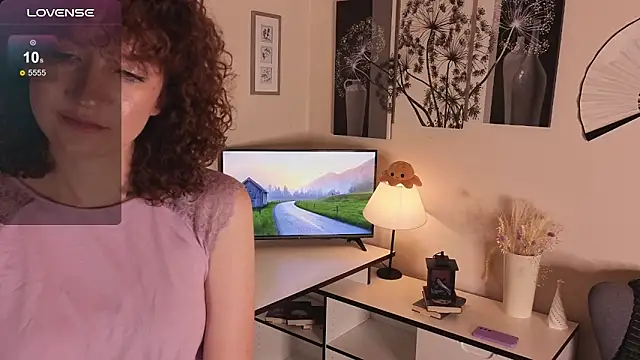 חדר צ'אט בשידור חי של Miriam_Boshe