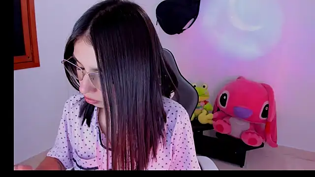 Phòng Chat Trực Tiếp Scarleth_Ferrec