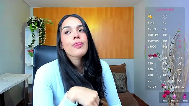 Victoria_Pivet Live chatroom