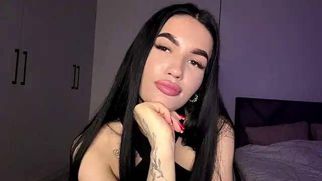 Živá chatovací místnost KarieEgge