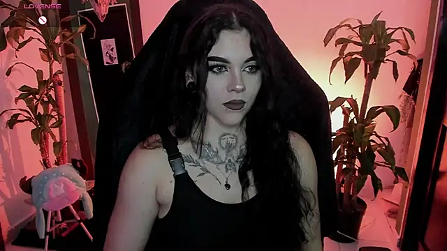 חדר צ'אט בשידור חי של MissCharlottte_18