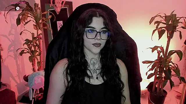 MissCharlottte_18 Adlı Modelin Canlı Sohbet Odası
