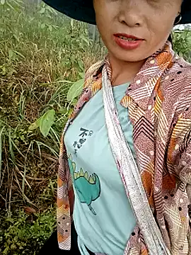 Nana-AsianWet Adlı Modelin Canlı Sohbet Odası