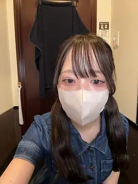 ห้องแชทสดของ mirudayo4545