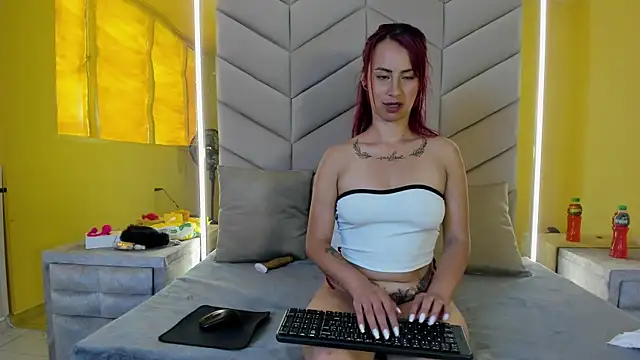 ScarletAura26 Live Chatraum
