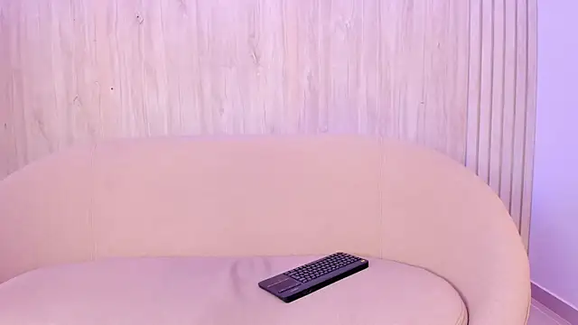 hanna_foxi – live chatrum