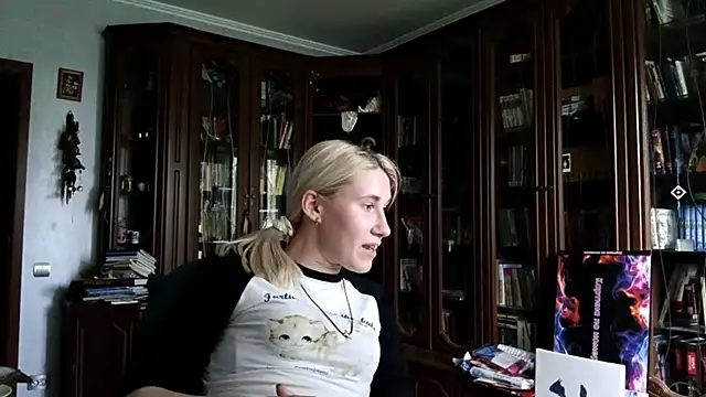 lolkabiolka Adlı Modelin Canlı Sohbet Odası