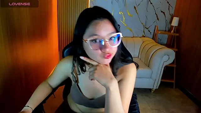 HoneyDoll_tf Cameră chat live
