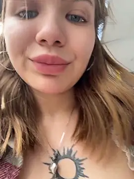 FlashTitsRoyal Live Chatraum