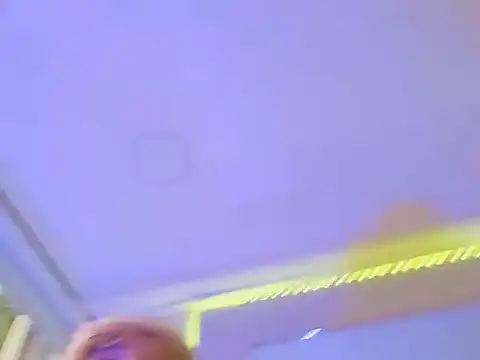 DannyRoudX's Live Chat Room
