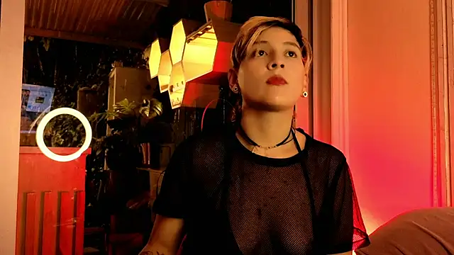 Pokój czatu na żywo – DannyRoudX
