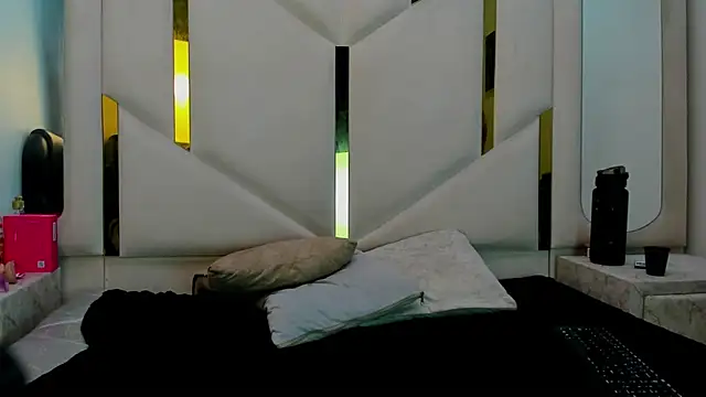 Sala de chat en directo de Sofia_SyS