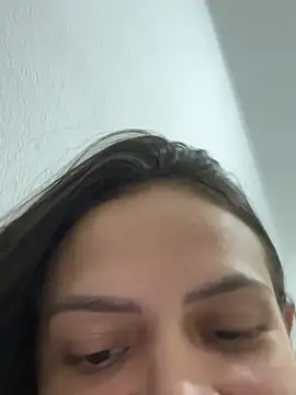 Sarah__hot чат на живо