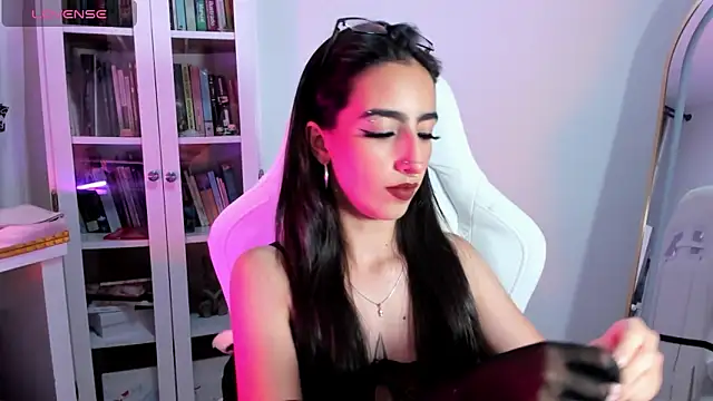 חדר צ'אט בשידור חי של AgathaBlair