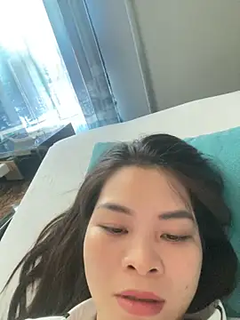 Lucky_xiao élő chatszobája
