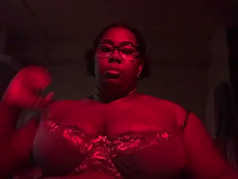 chocolateslut213 Live Chatraum