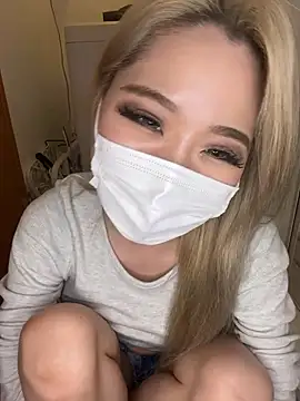MOMOKA_33 Live Chatraum