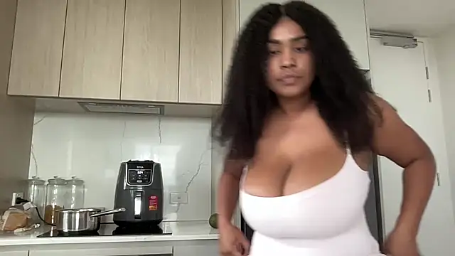 godnessvenusx's Live Chat Room