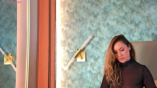 חדר צ'אט בשידור חי של Emmakroftt