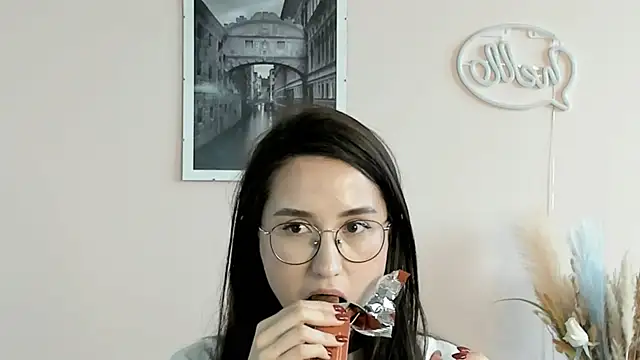 DelphineDowst 现场聊天室