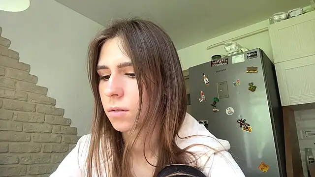 ZaraGuyette – live chatrum
