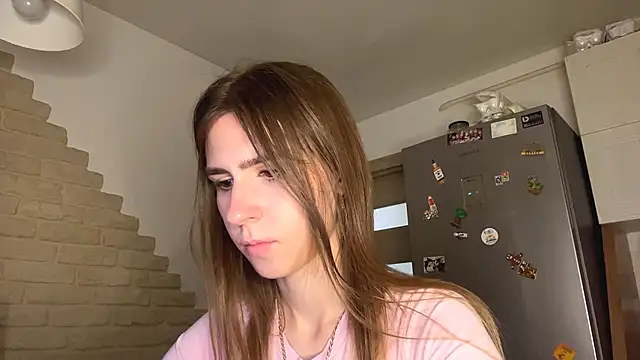 Sala de chat ao vivo de ZaraGuyette