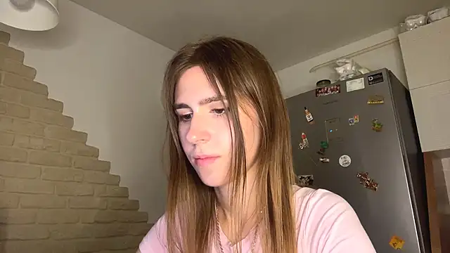 ZaraGuyette – live chatrum