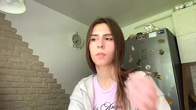 ZaraGuyette Adlı Modelin Canlı Sohbet Odası