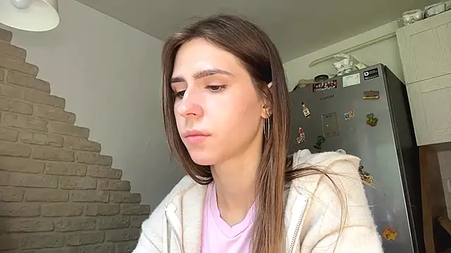 ZaraGuyette Adlı Modelin Canlı Sohbet Odası