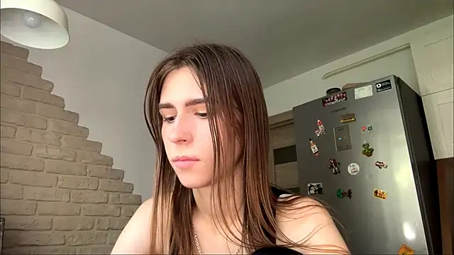Chat soba uživo modela ZaraGuyette