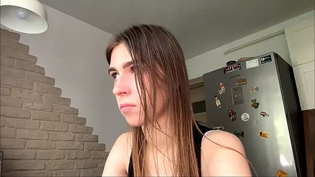 Онлайн чат ZaraGuyette