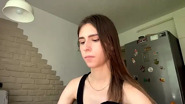 ZaraGuyette Adlı Modelin Canlı Sohbet Odası