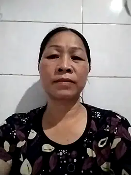 -Titytan-n Live chat-huone