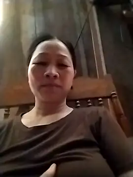 -Titytan- Live Chatraum