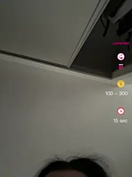 Chat soba uživo modela lucyxoxq